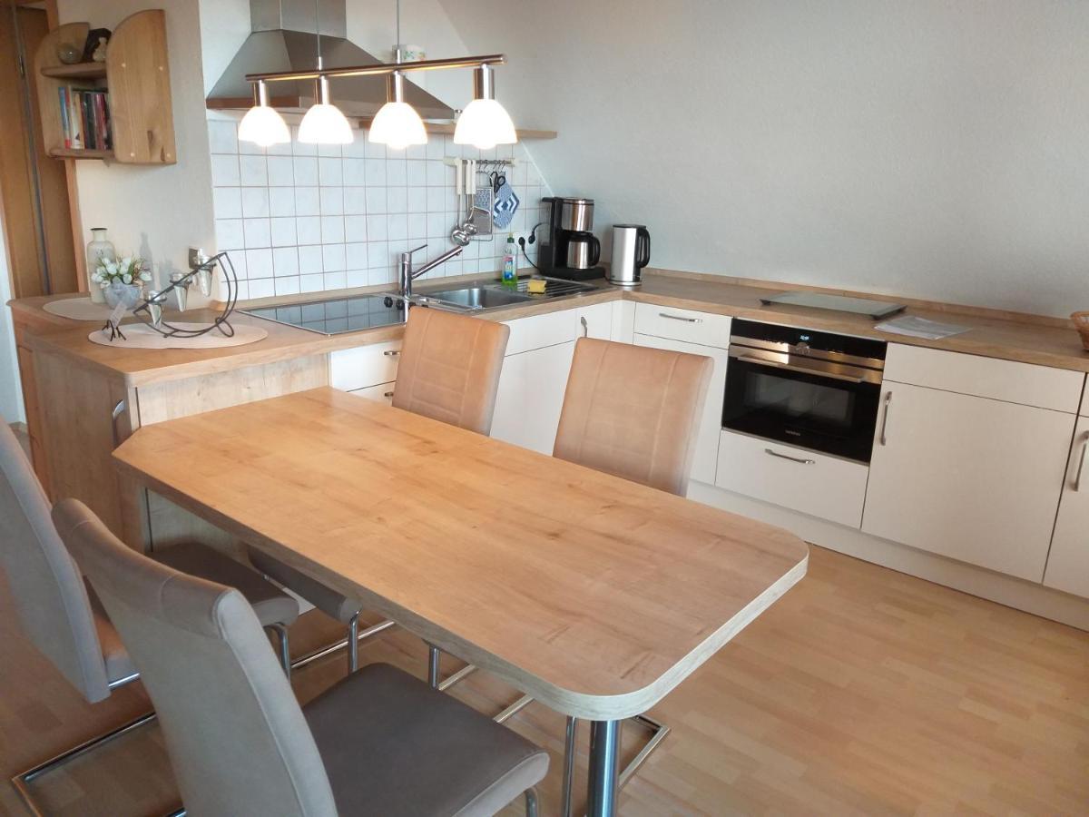 Zwei Ferienwohnungen Ankerpatz 70 Qm Mit Loggia & Puppenstube 50 Qm Mit Gartenterrasse In Hagenburg Naehe Steinhuder Meer ภายนอก รูปภาพ